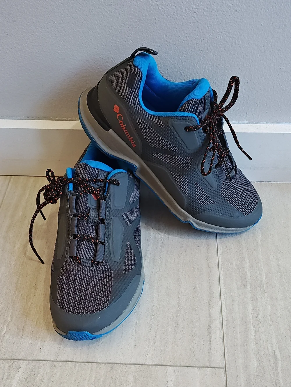 Columbia Men's Vitesse Outdry Hiking Sneaker Size 7